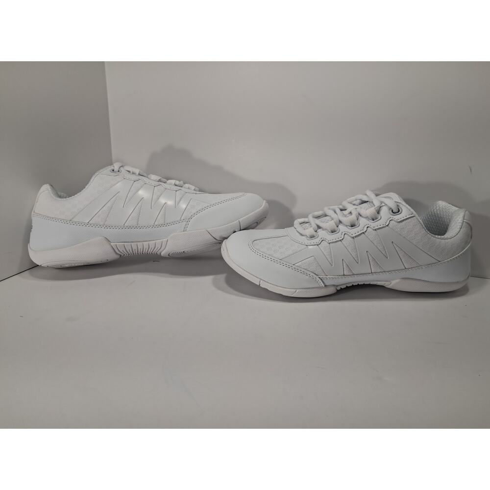 Chasse Apex Cheerleading Shoes Womens US Size 7 White Athletic Lace Up S1702